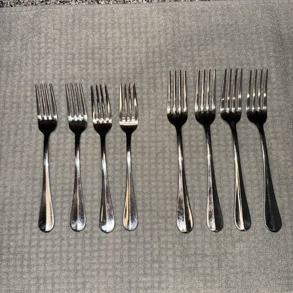 Cuisinart Richfield 18/10 Stainless Steel Flatware Dinner Forks Fork Set Of 8 - Picture 1 of 8